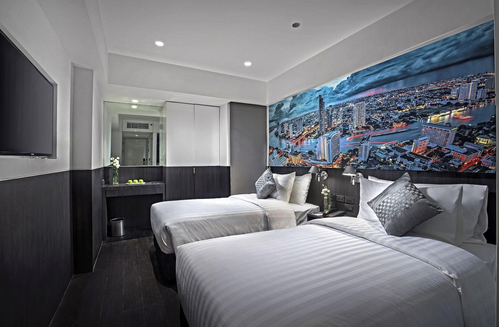 Galleria 12 Sukhumvit Bangkok By Compass Hospitality Екстериор снимка