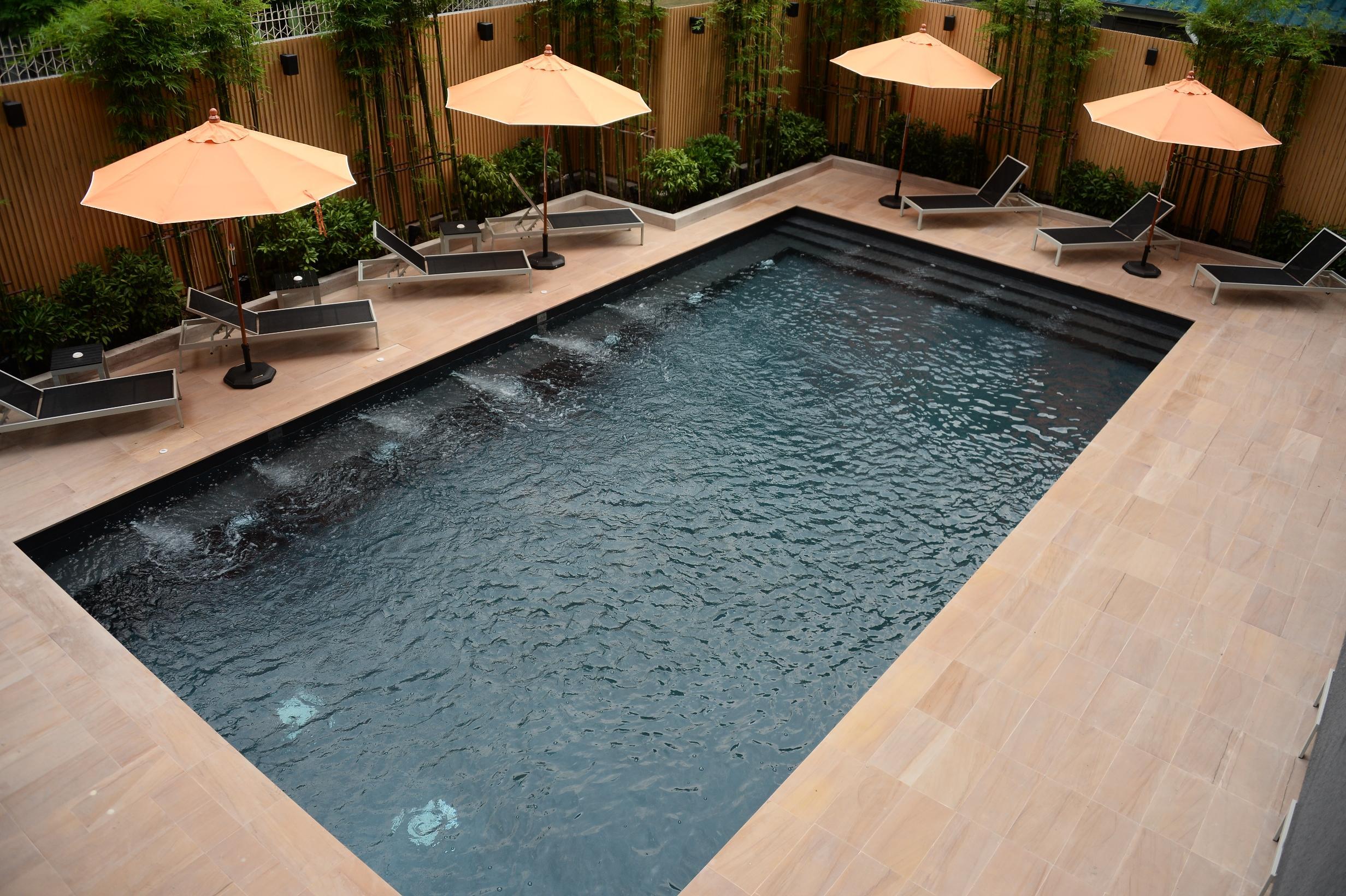 Galleria 12 Sukhumvit Bangkok By Compass Hospitality Екстериор снимка
