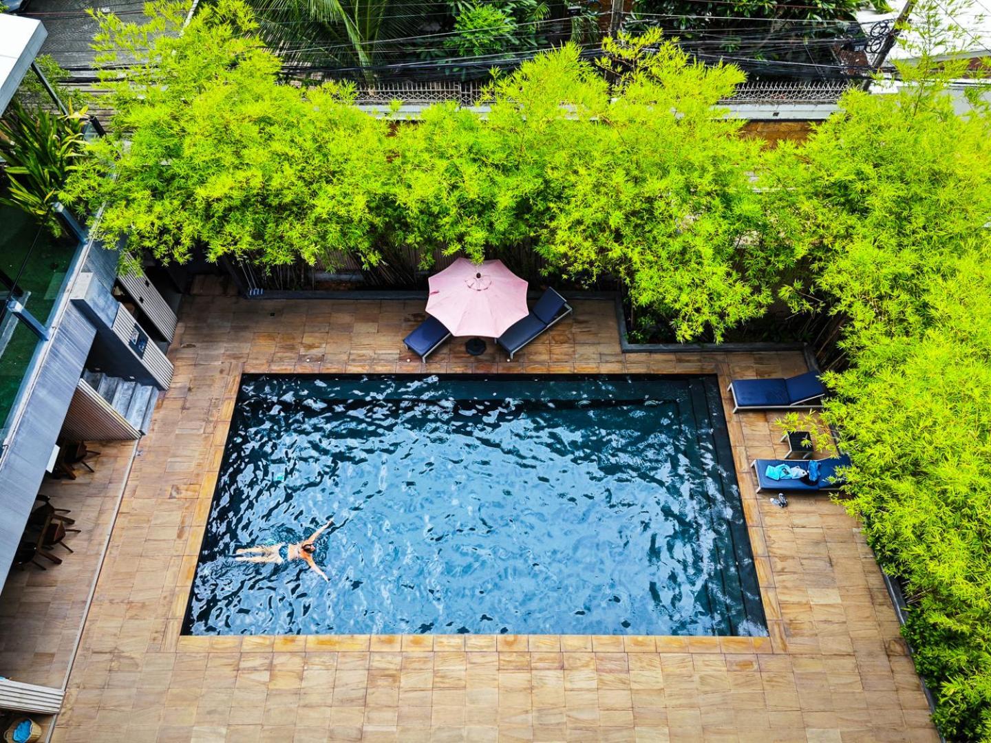 Galleria 12 Sukhumvit Bangkok By Compass Hospitality Екстериор снимка