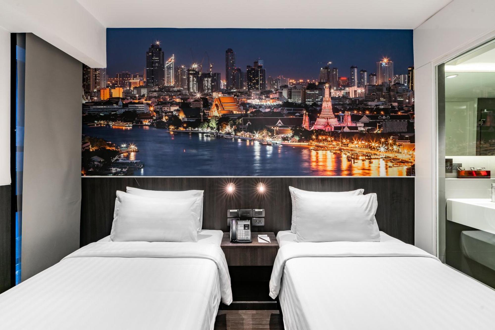 Galleria 12 Sukhumvit Bangkok By Compass Hospitality Екстериор снимка
