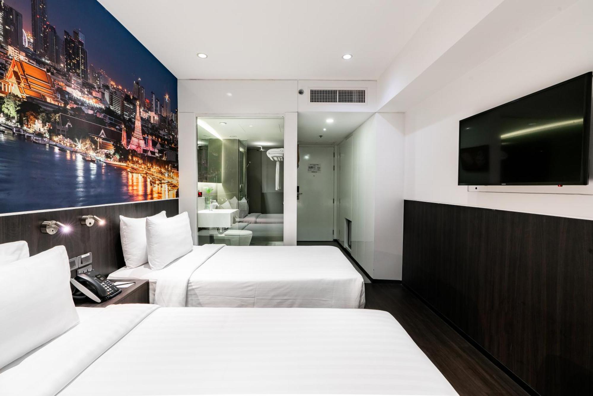 Galleria 12 Sukhumvit Bangkok By Compass Hospitality Екстериор снимка