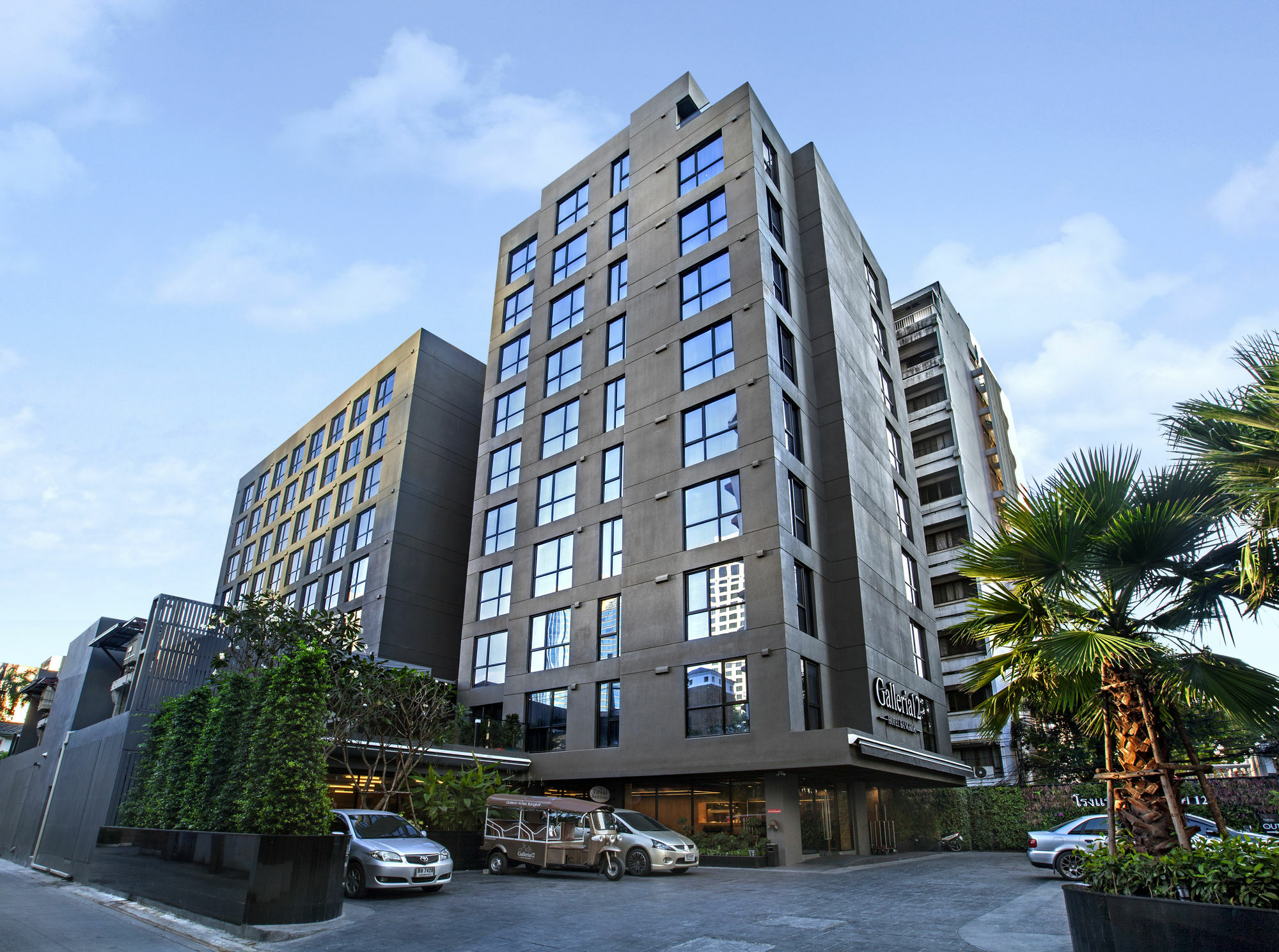 Galleria 12 Sukhumvit Bangkok By Compass Hospitality Екстериор снимка